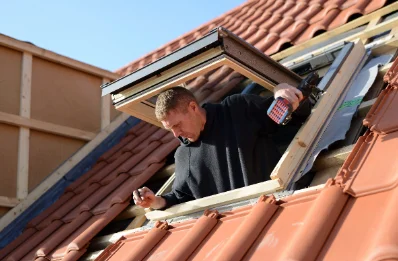 Pose de fenêtres de toit Velux à Pellerey